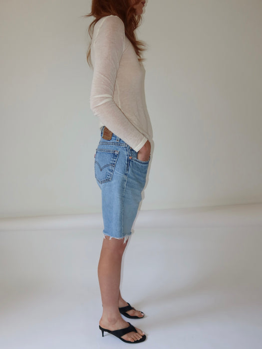 VINTAGE LEVI'S 501XX CUT OFFS 31