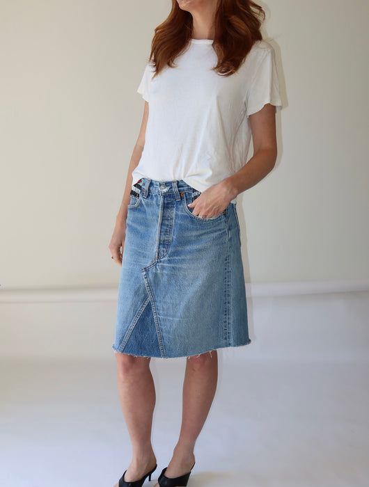 VINTAGE LEVI'S 501 SKIRT 29"