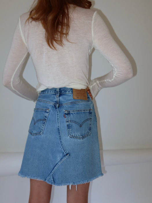 VINTAGE LEVI'S 501 SKIRT 27"