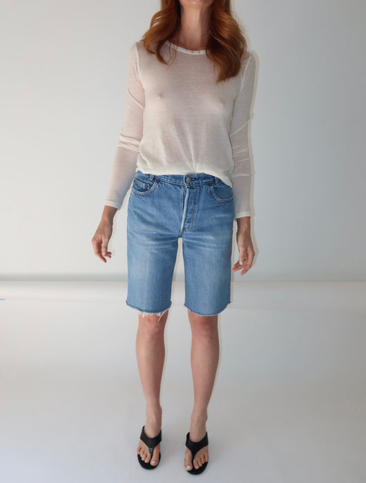 VINTAGE LEVI'S 501 CUT OFFS  27"