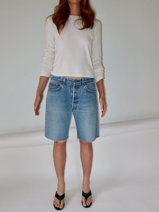 VINTAGE LEVI'S 501 CUT OFFS 32"