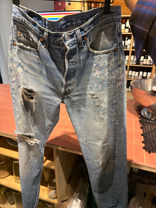 Paint distress levi’s- 31”